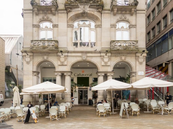 Imagen 2 de Local comercial en Venta en Vigo Pontevedra