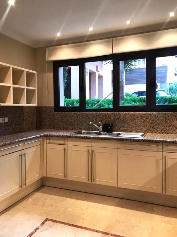 Imagen 3 de Adosada en Venta en Marbella Málaga