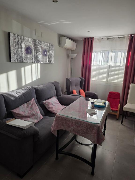 Imagen 3 de Gran piso junto Ronda de Triana!!! Imagen 3 de Gran piso junto Ronda de Triana!!!