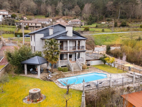 Imagen 2 de Un hogar de ensueño en Padrenda: lujo