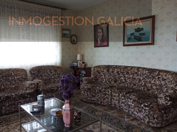Imagen 2 de Casa-Chalet en Venta en Cerceda La Coruña