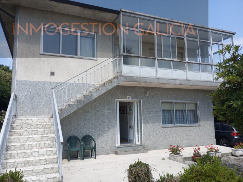 Imagen 4 de Casa-Chalet en Venta en Cerceda La Coruña