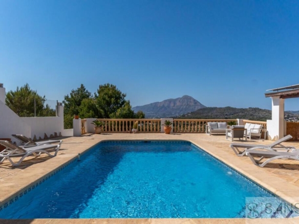 Imagen 4 de Casa-Chalet en Venta en Alicante Alicante