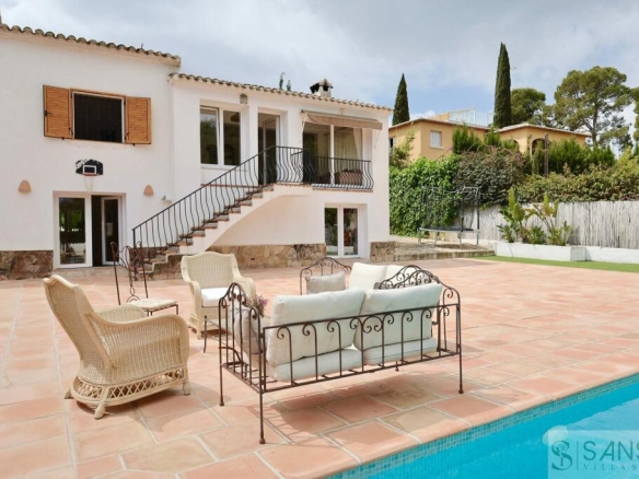 Imagen 2 de Casa-Chalet en Venta en Alicante Alicante