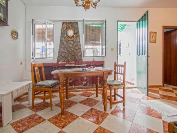 Imagen 3 de Gran casa de pueblo en Aznalcázr!!!