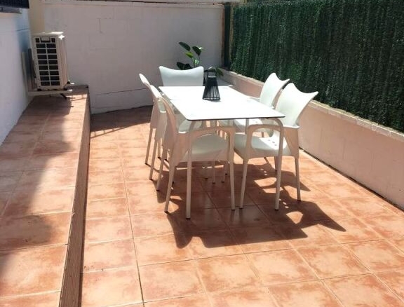 Imagen 3 de COQUETO LOFT REFORMADO EN PLANTA BAJA CON TERRAZA PRIVADA