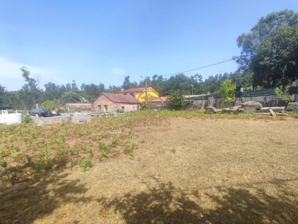 Imagen 1 de Se vende casa con licencia en Budiño