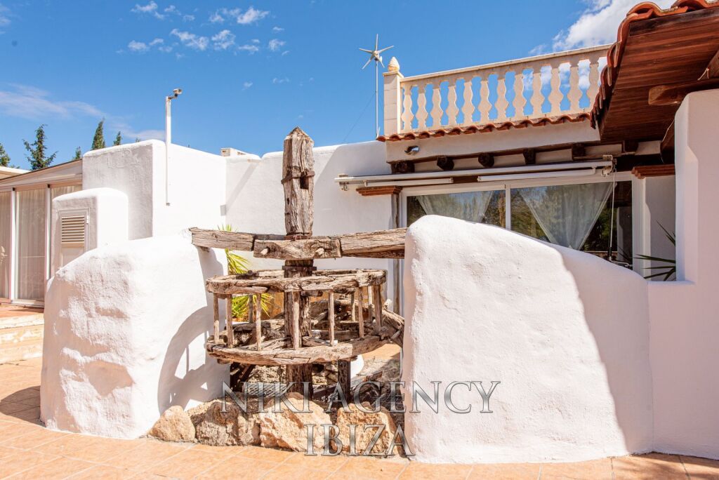 Imagen 3 de Casa de campo-Masía en Venta en Sant Joan De Labritja Baleares