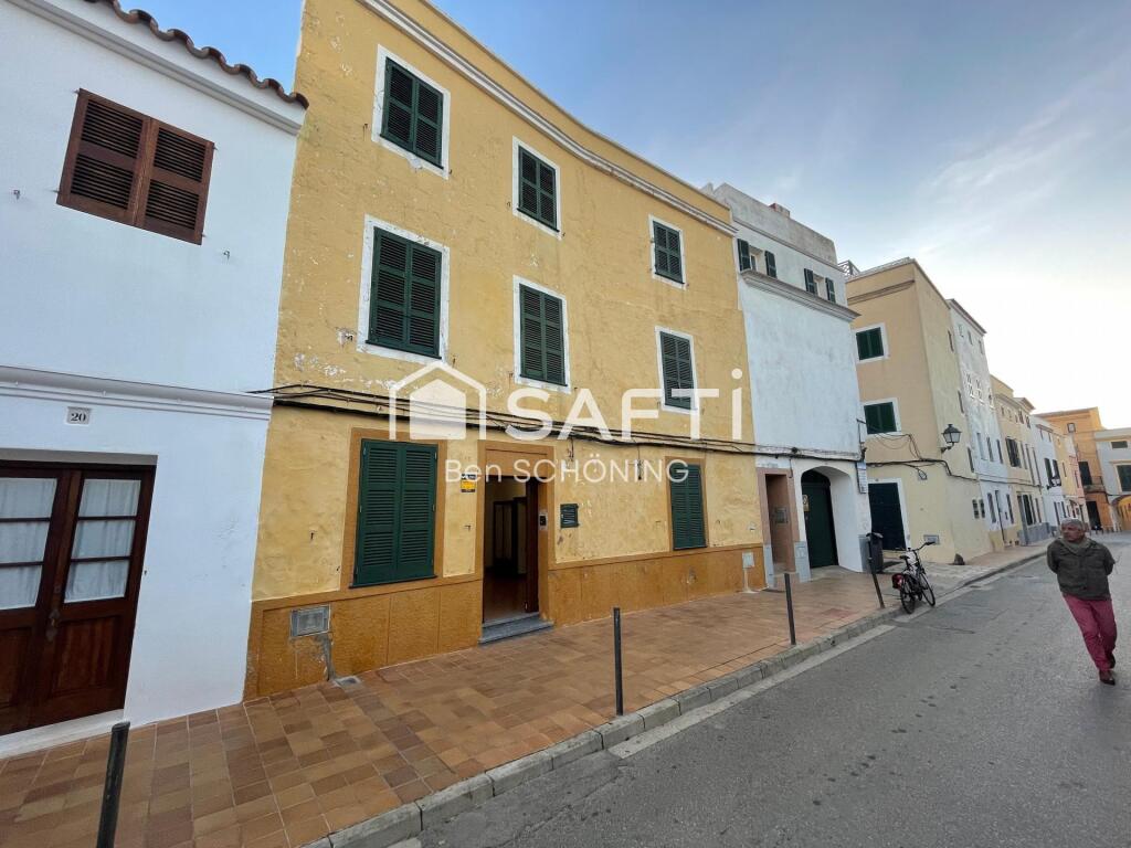 Imagen 2 de Gran casa ubicada en casco antiguo de Ciutadella de Menorca.
