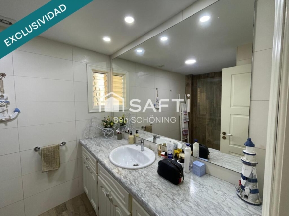 Imagen 4 de Acojedor piso completamente renovado con acabados de calidad en centro de Ciutadella