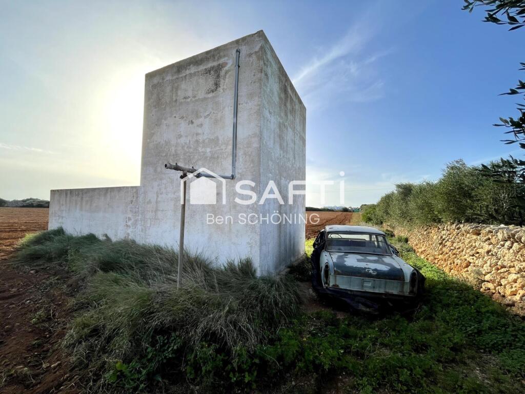 Imagen 4 de Terreno rustico de 3 hectáreas con pozo propio y aljibe en el sur de Ciutadella