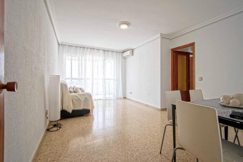 Imagen 2 de Gran vivienda en Su Eminencia!!! Imagen 2 de Gran vivienda en Su Eminencia!!!