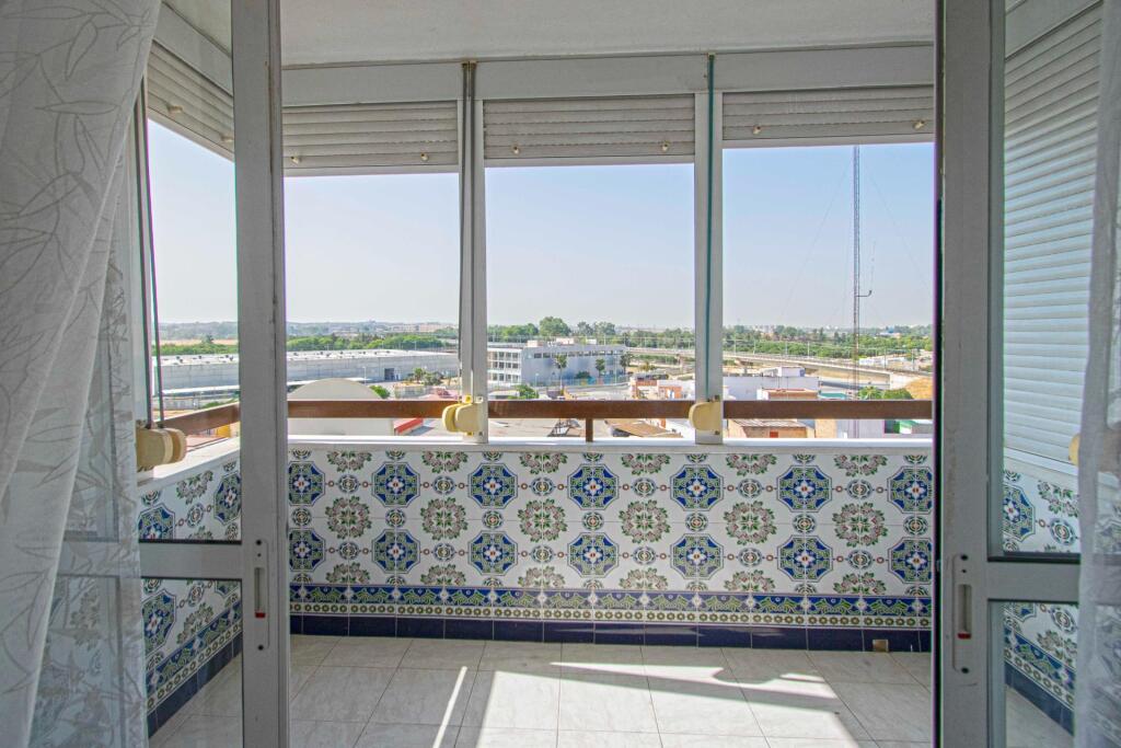 Imagen 4 de Gran vivienda en Su Eminencia!!! Imagen 4 de Gran vivienda en Su Eminencia!!!