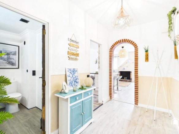 Imagen 4 de Piso reformado y amueblado con jardín a 5 min de la playa - C/ Zona Cala Romaguera