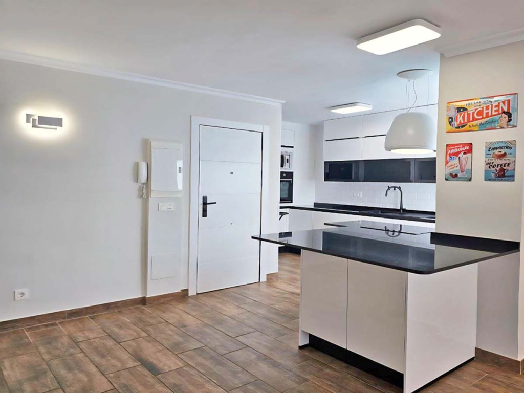 Imagen 2 de Piso en Venta en Marbella Málaga Imagen 2 de Piso en Venta en Marbella Málaga