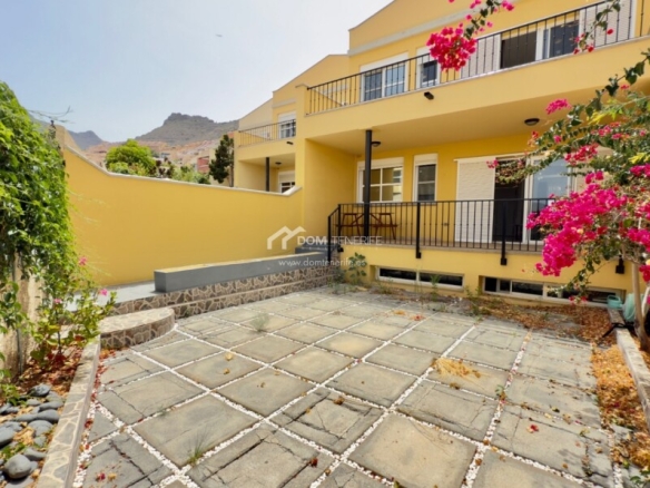 Imagen 1 de Casa de pueblo en Alquiler en Adeje Santa Cruz de Tenerife