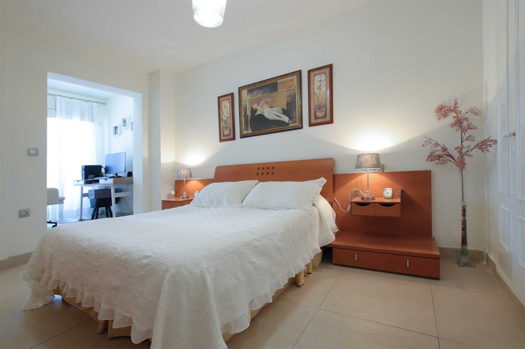 Imagen 2 de Piso en Venta en Marbella Málaga Imagen 2 de Piso en Venta en Marbella Málaga
