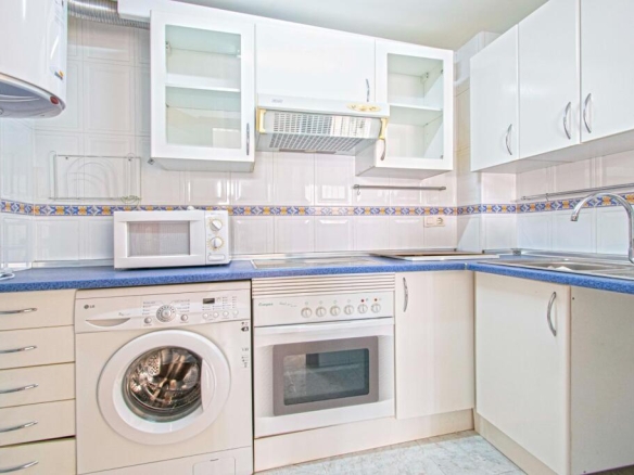 Imagen 4 de Magnifica vivienda junto Plaza de La Encarnación con garaje y piscina en cubierta!!!