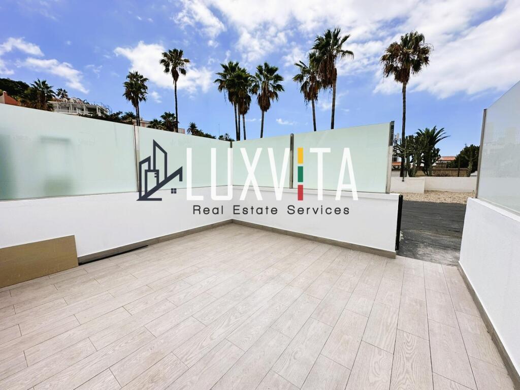 Imagen 2 de Apartamento en venta en Island Village – totalmente reformado