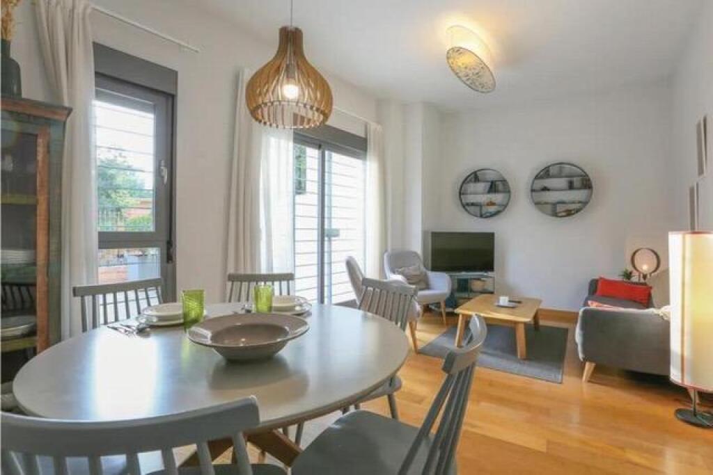 Imagen 2 de PISO CON LICENCIA TURÍSTICA EN  LA ALAMEDA DE HÉRCULES