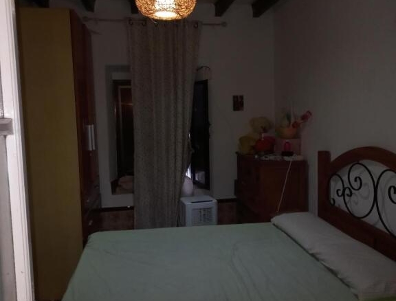 Imagen 3 de Casa con terreno en venta en el centro de Salteras