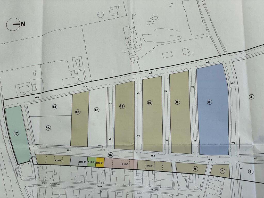 Imagen 2 de Gran oportunidad para promotores y autoconstructores en Mairena del Aljarafe Imagen 2 de Gran oportunidad para promotores y autoconstructores en Mairena del Aljarafe