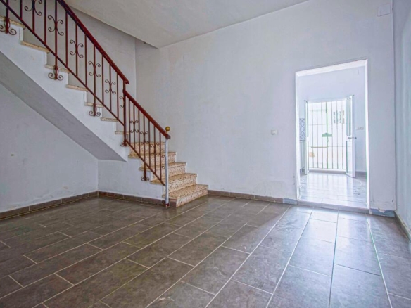 Imagen 3 de Casa adosada en Espartinas!!!