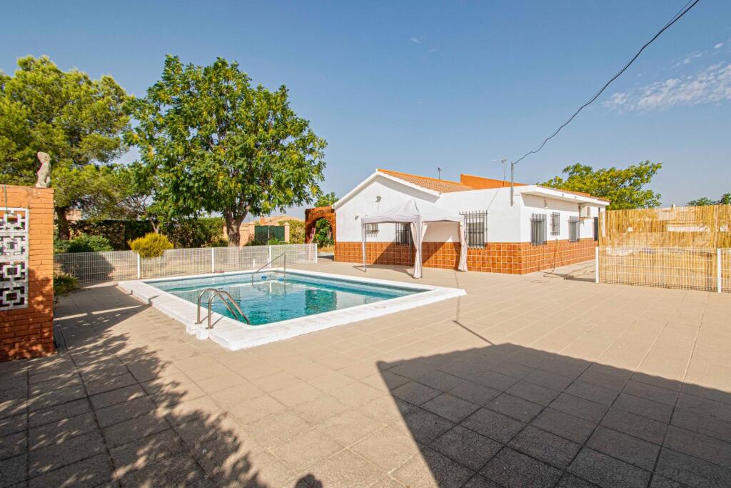 Imagen 2 de Casa RÚSTICA en venta en Los Jinetes