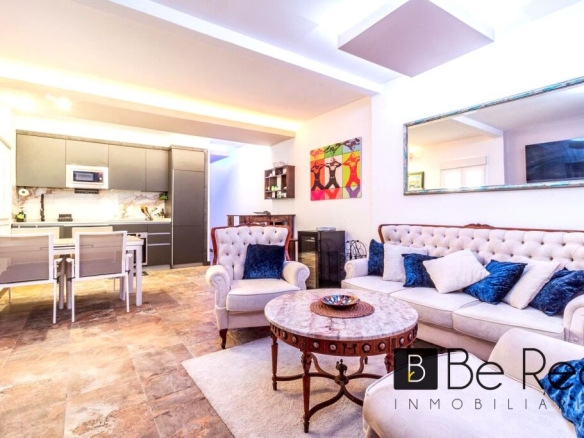 Imagen 1 de PRECIOSO APARTAMENTO DE 2 DORMITORIOS CON LICENCIA TURISTICA EN LA ZONA DE EL CALVARIO EN TORREMOLINOS - El Club del Propietario Imagen 1 de PRECIOSO APARTAMENTO DE 2 DORMITORIOS CON LICENCIA TURISTICA EN LA ZONA DE EL CALVARIO EN TORREMOLINOS