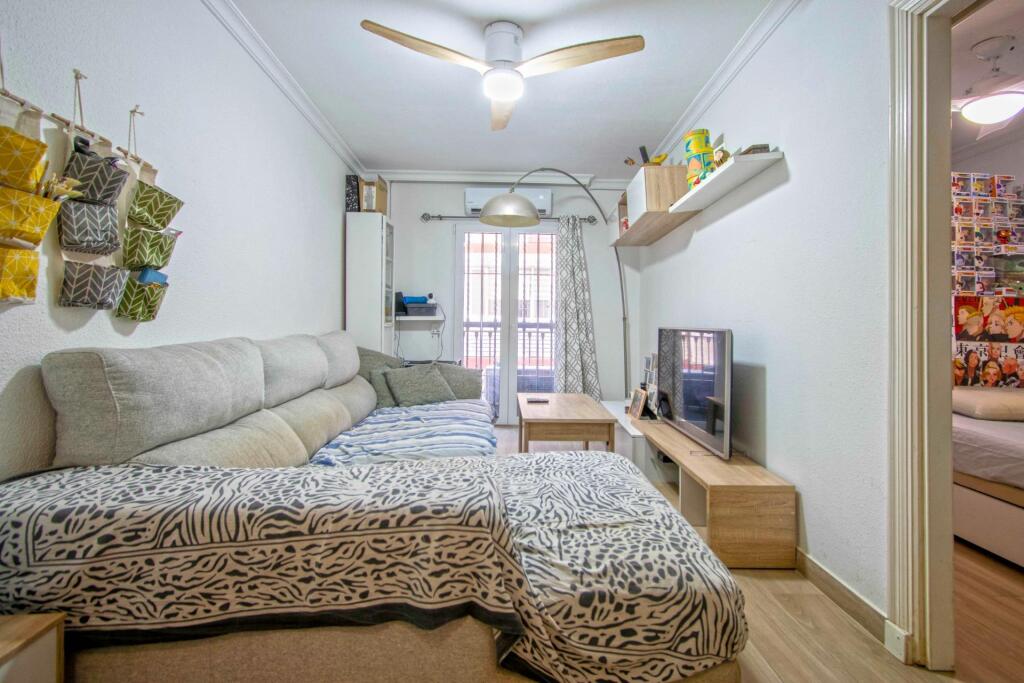 Imagen 2 de Estupendo piso con licencia VUT junto Iglesia de Los Gitanos!!!