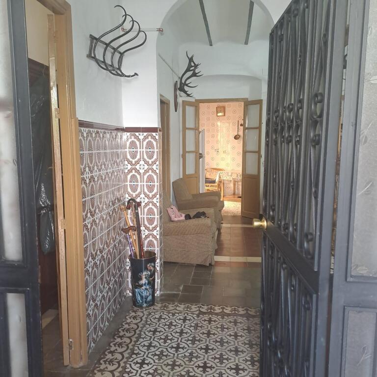 Imagen 2 de Bonita casa de pueblo en el centro del Pedroso!!!