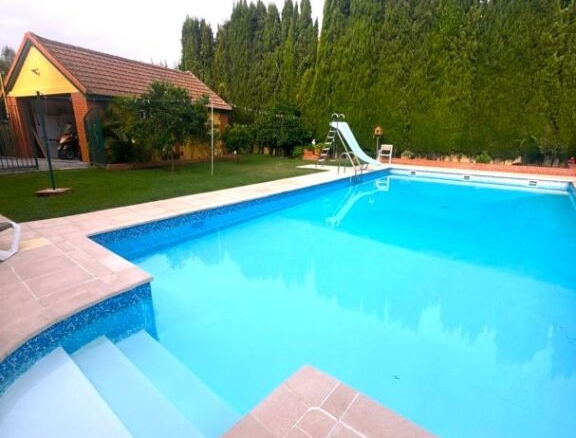 Imagen 1 de Casa-Chalet en Venta en Linea De La Concepcion