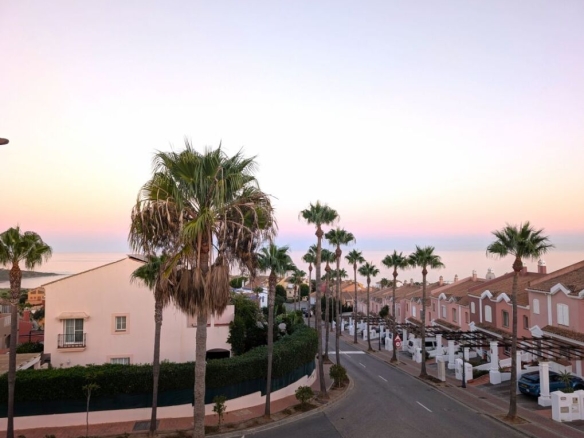 Imagen 1 de Ático en Alquiler en Linea De La Concepcion