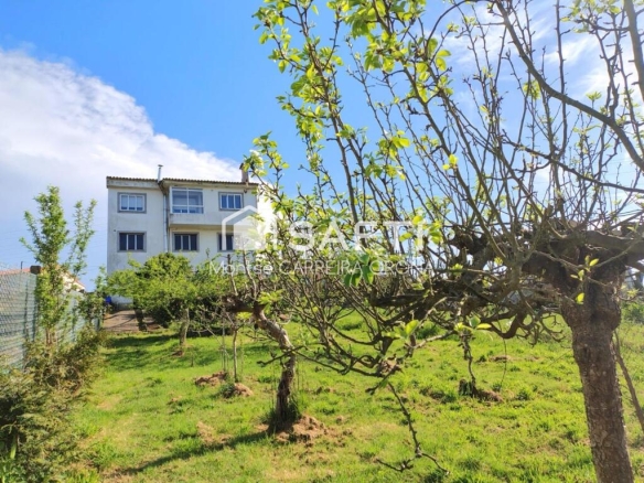 Imagen 1 de Casa independiente con jardín y  vistas impresionantes en Santiago de Compostela. - El Club del Propietario Imagen 1 de Casa independiente con jardín y  vistas impresionantes en Santiago de Compostela.
