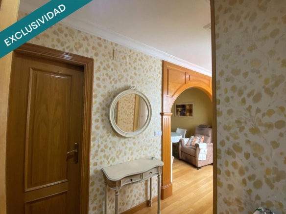 Imagen 2 de Piso exclusivo de 240m2 una sola vivienda por planta y espectaculares vistas a la ría de Vigo.