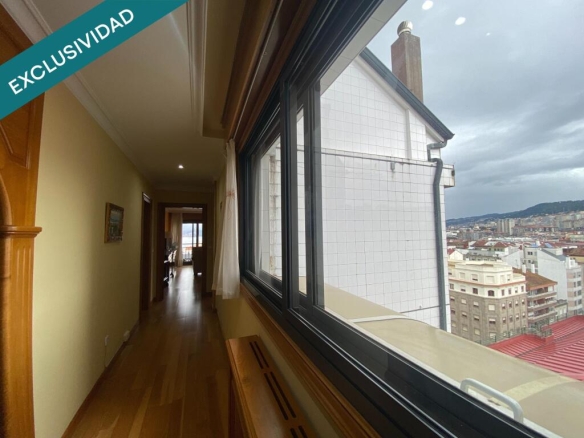 Imagen 4 de Piso exclusivo de 240m2 una sola vivienda por planta y espectaculares vistas a la ría de Vigo.