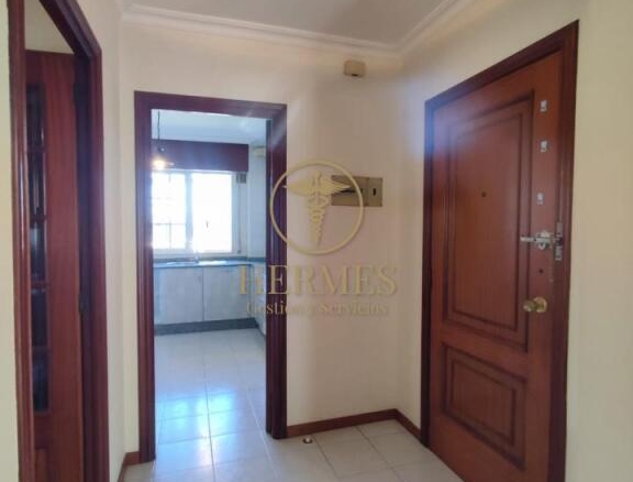 Imagen 3 de Piso con garage y ascensor en el centro de Tui