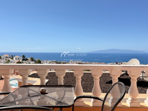 Imagen 2 de Casa de pueblo en Venta en Adeje Santa Cruz de Tenerife