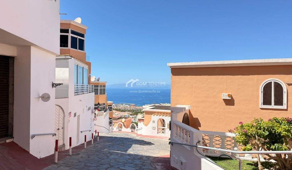 Imagen 4 de Casa de pueblo en Venta en Adeje Santa Cruz de Tenerife