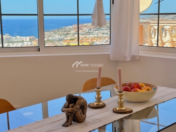 Imagen 1 de Casa de pueblo en Venta en Adeje Santa Cruz de Tenerife - El Club del Propietario Imagen 1 de Casa de pueblo en Venta en Adeje Santa Cruz de Tenerife