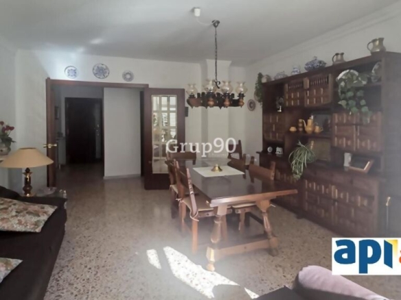 Imagen 2 de EXCLUSIVA APIALIA: ✨ Piso en venta en el Escorxador  ✨