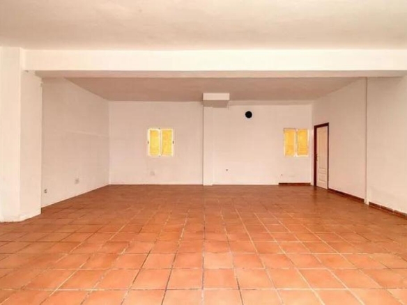 Imagen 2 de VENTA DE LOCAL COMERCIAL EN PLENO CORAZÓN DE SABINILLAS