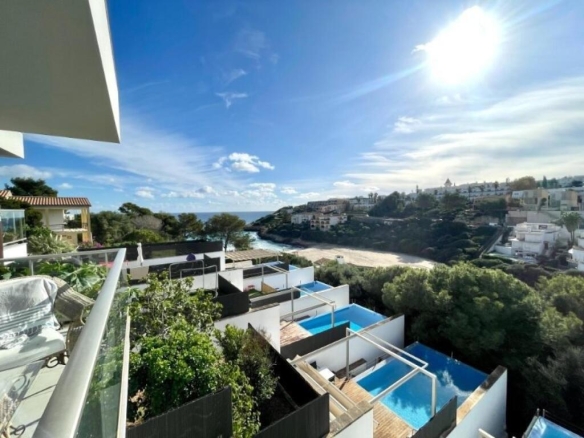 Imagen 3 de PRECIOSO DUPLEX CON PISCINA Y VISTAS AL MAR