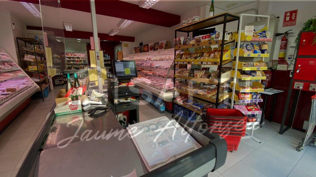 Imagen 2 de Supermercado cárnico en traspaso: éxito garantizado desde el primer día