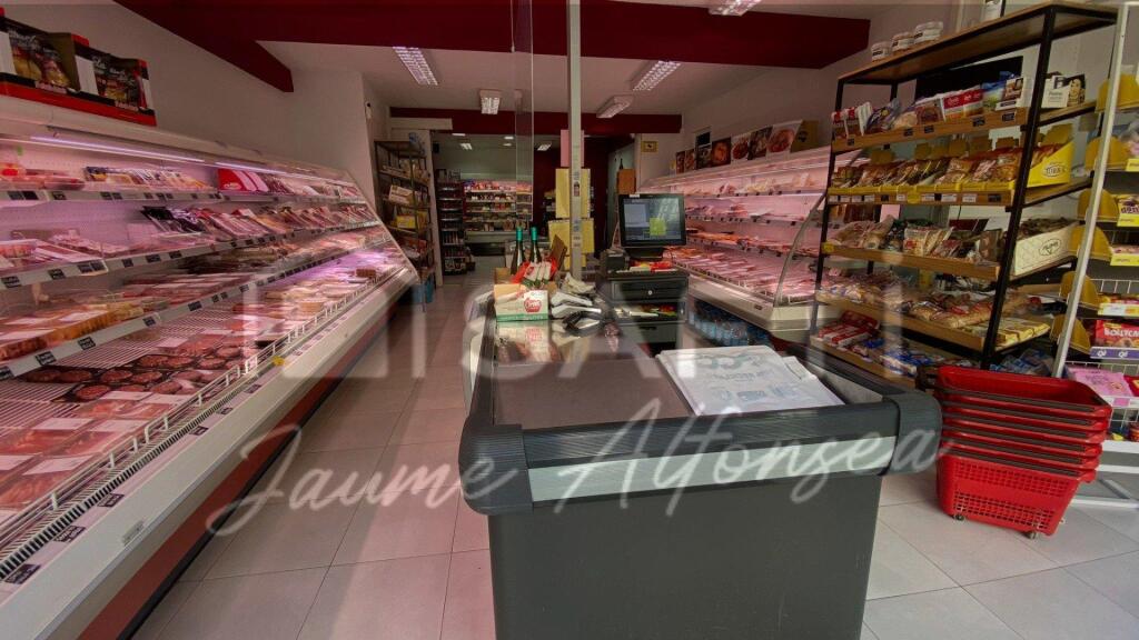 Imagen 3 de Supermercado cárnico en traspaso: éxito garantizado desde el primer día