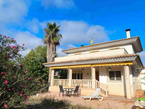 Imagen 2 de Casa-Chalet en Venta en Yecla Murcia