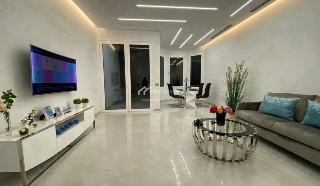 Imagen 3 de Casa-Chalet en Venta en Adeje Santa Cruz de Tenerife
