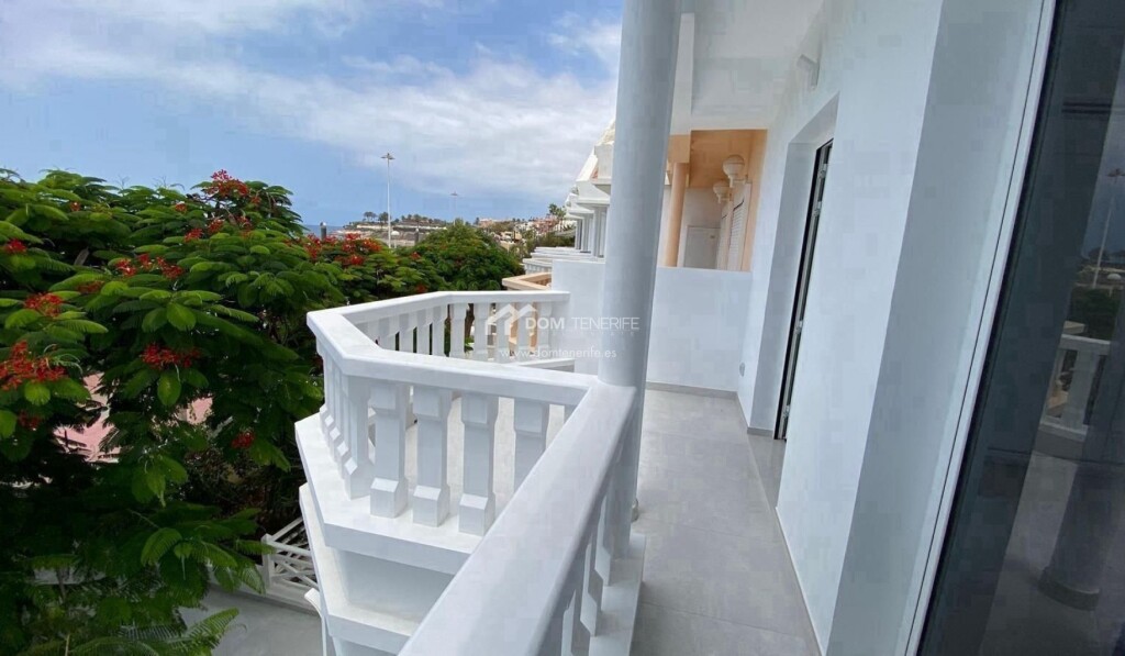 Imagen 4 de Casa-Chalet en Venta en Adeje Santa Cruz de Tenerife