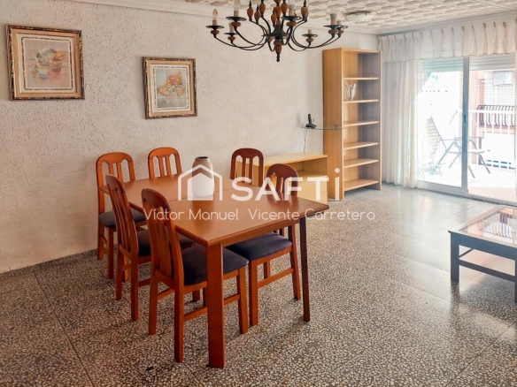 Imagen 4 de Amplio piso con ascensor junto al Triángulo Umbral