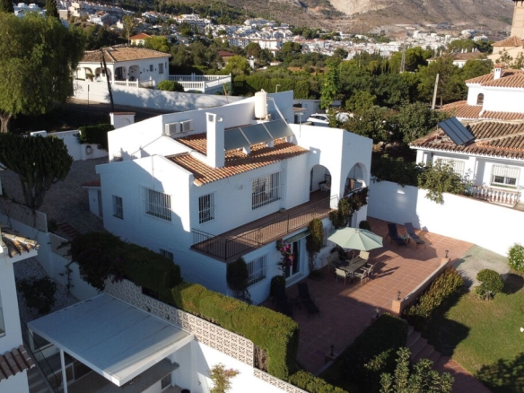 Imagen 4 de Casa-Chalet en Venta en Benalmadena Málaga